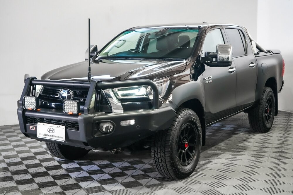 Toyota Hilux image 4