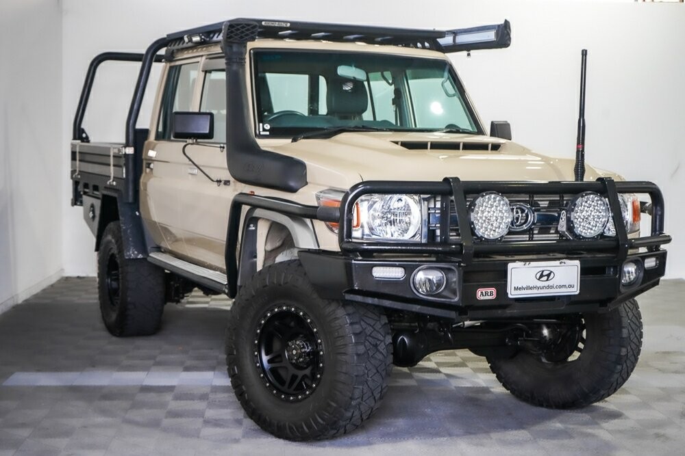 Toyota Landcruiser image 1