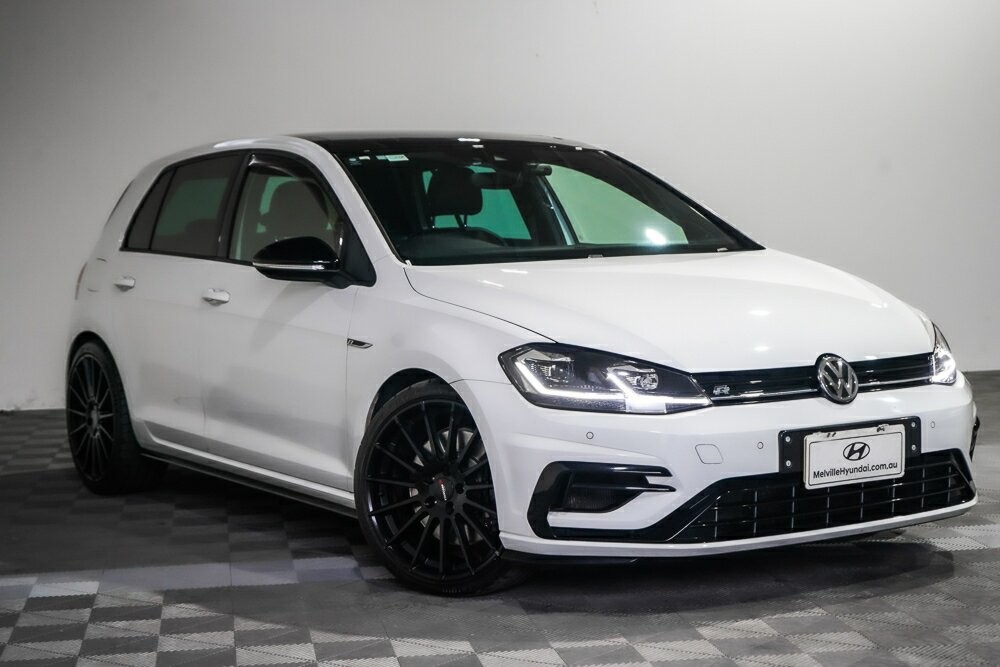 Volkswagen Golf image 1