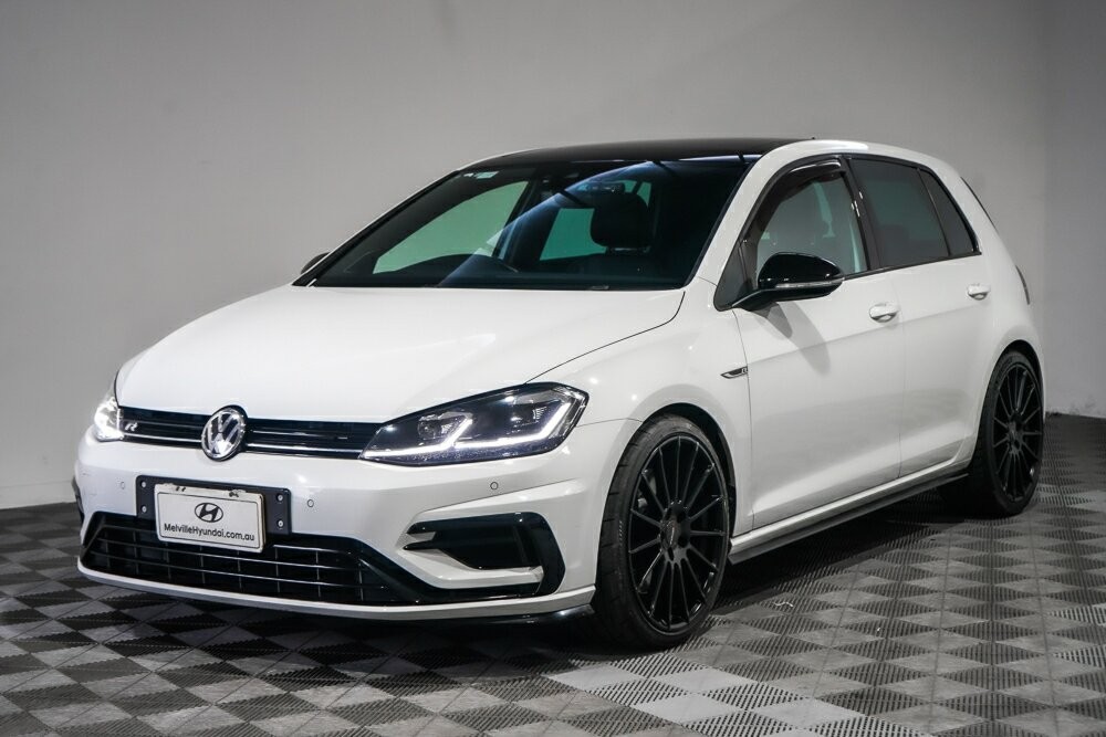 Volkswagen Golf image 4