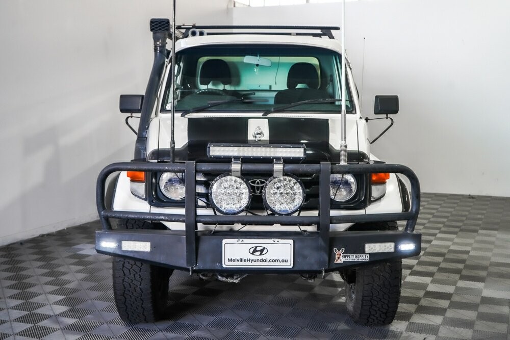 Toyota Landcruiser image 3