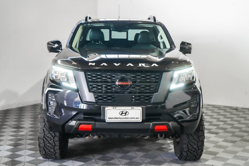 Nissan Navara image 3