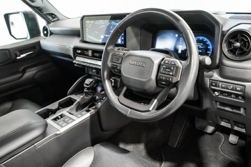https://vehicle-cdn.autoleague.cloud/17009_11018469_12.jpg