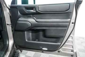 https://vehicle-cdn.autoleague.cloud/17009_11018469_25.jpg