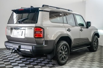 https://vehicle-cdn.autoleague.cloud/17009_11018469_6.jpg