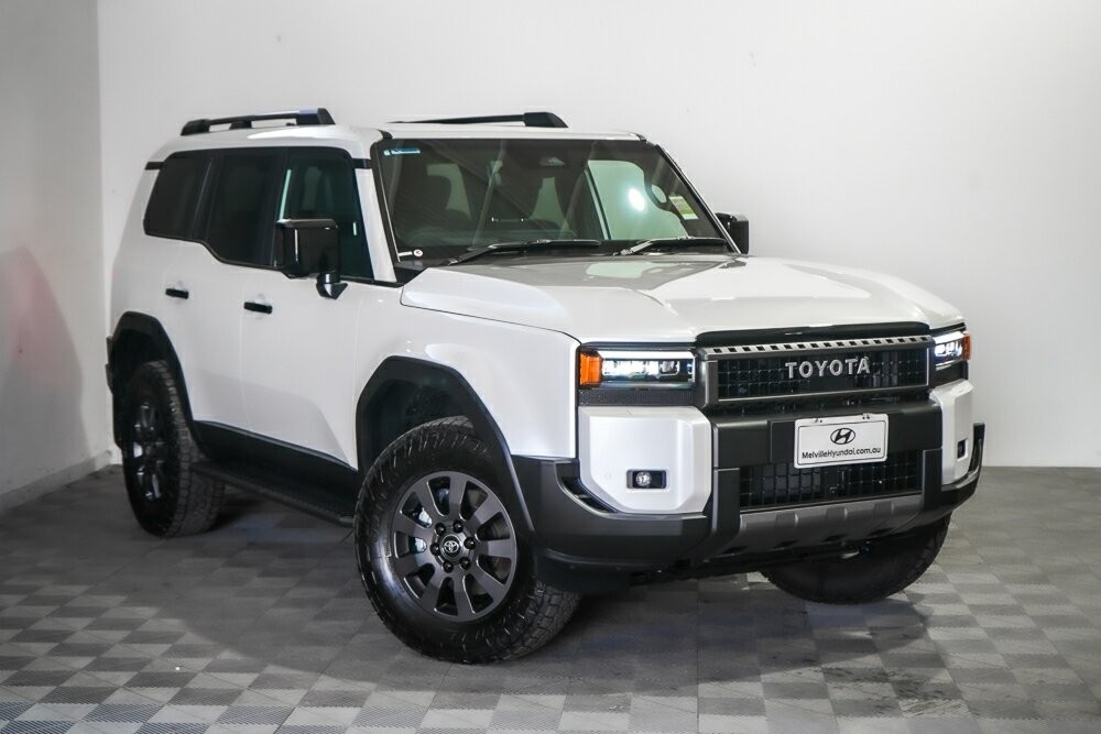 Toyota Landcruiser Prado image 1