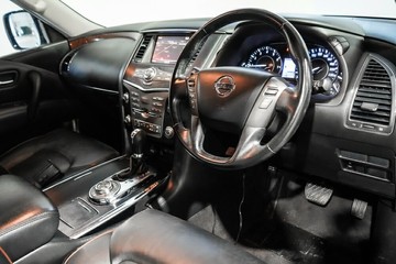 https://vehicle-cdn.autoleague.cloud/17009_11018480_12.jpg