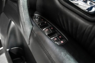 https://vehicle-cdn.autoleague.cloud/17009_11018480_24.jpg