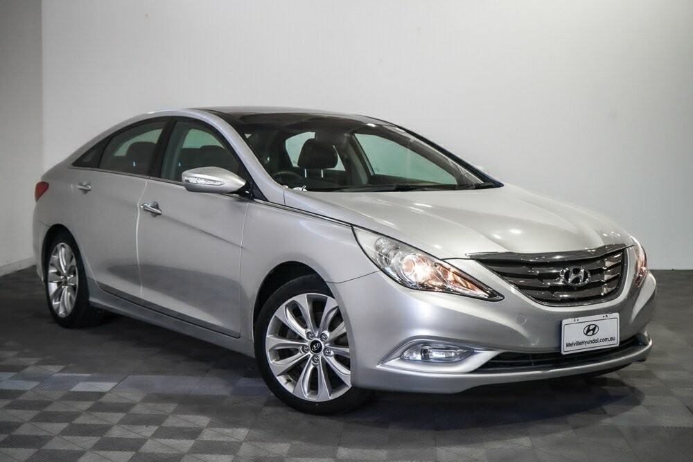 Hyundai I45 image 1