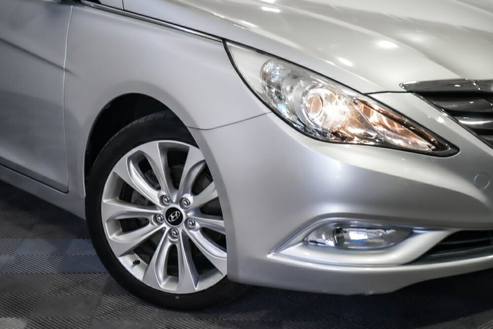 Hyundai I45 image 2