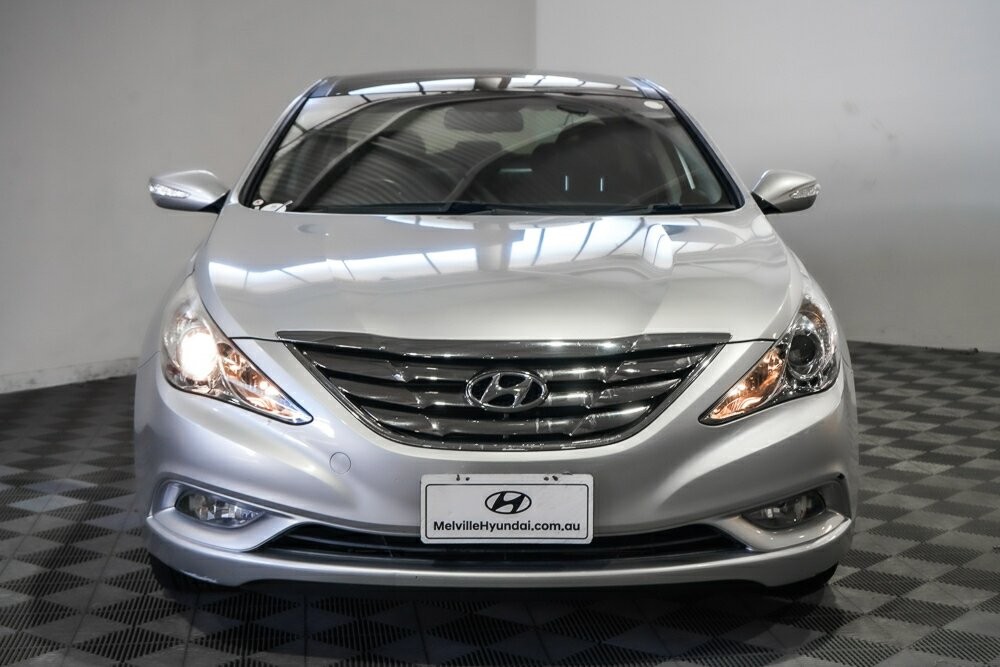 Hyundai I45 image 3