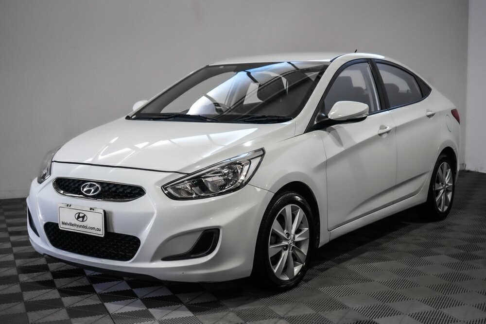 Hyundai Accent image 4