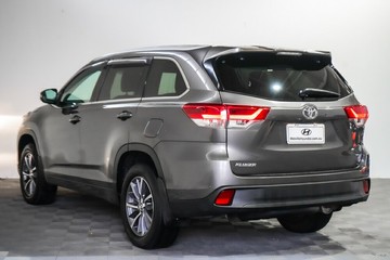 https://vehicle-cdn.autoleague.cloud/17009_11018495_5.jpg