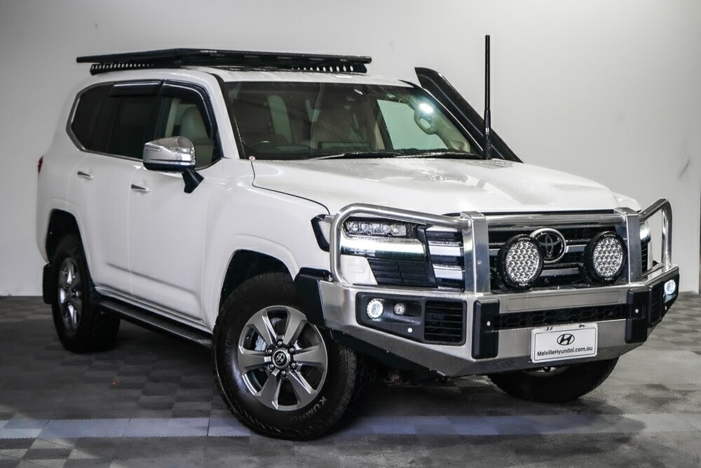 Toyota Landcruiser image 1