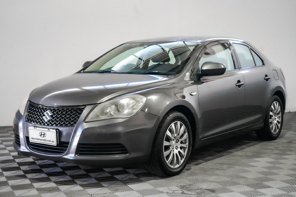 Suzuki Kizashi image 3