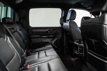 https://vehicle-cdn.autoleague.cloud/17009_11018510_17.jpg