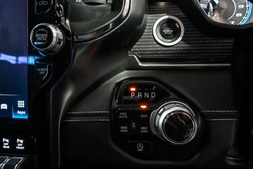 https://vehicle-cdn.autoleague.cloud/17009_11018510_18.jpg