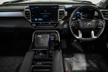 https://vehicle-cdn.autoleague.cloud/17009_11018512_10.jpg