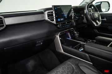 https://vehicle-cdn.autoleague.cloud/17009_11018512_9.jpg