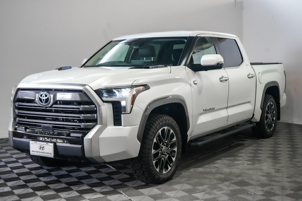 Toyota Tundra image 4