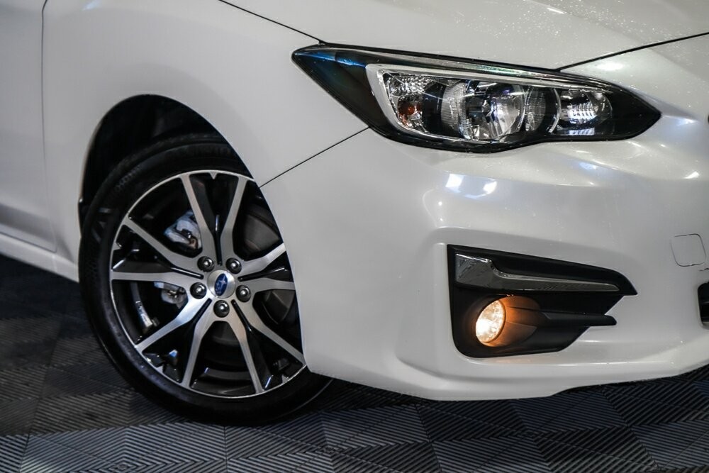 Subaru Impreza image 2