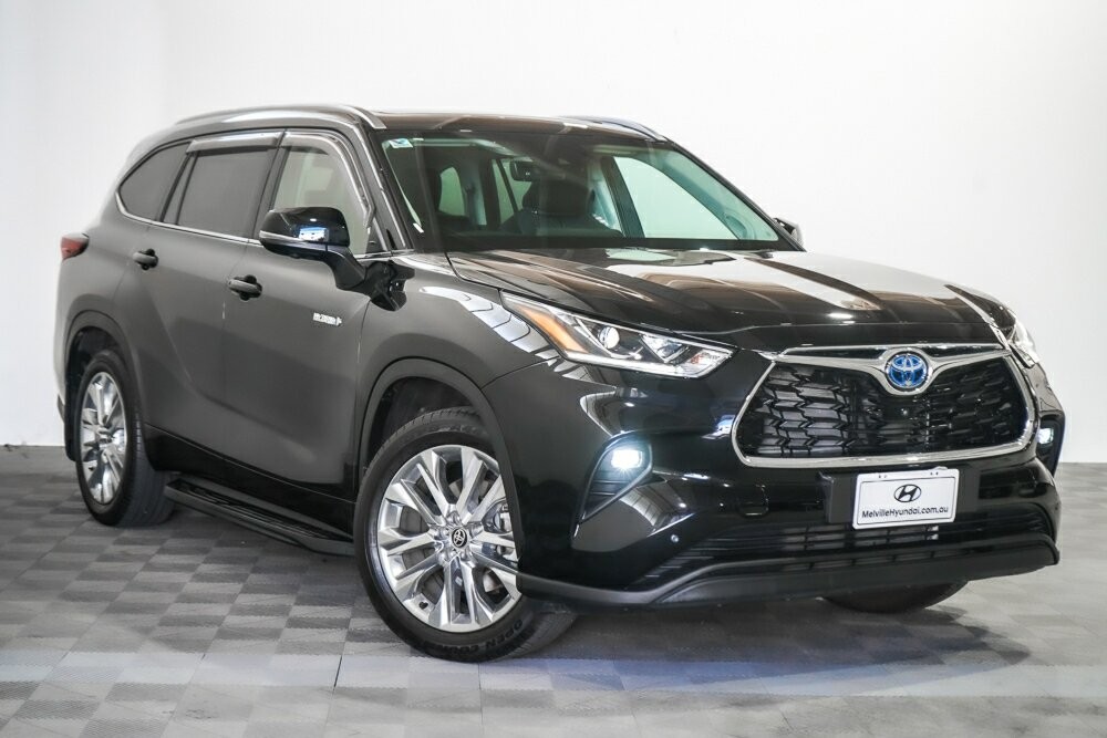 Toyota Kluger image 1