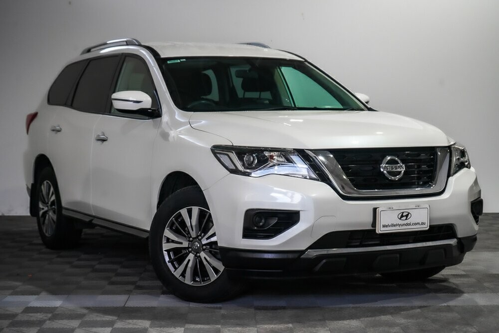 Nissan Pathfinder image 1