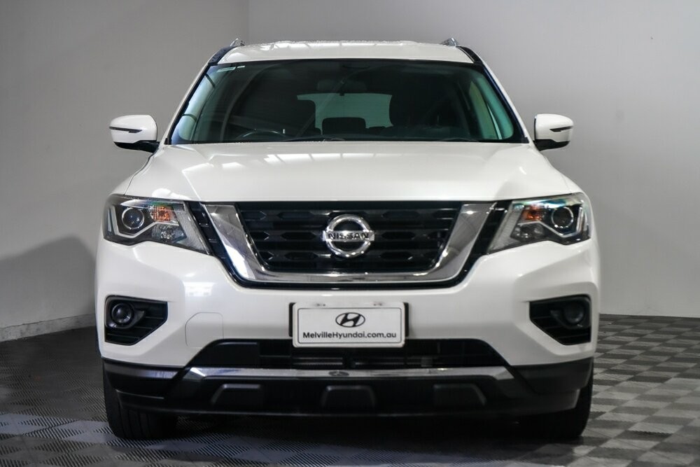 Nissan Pathfinder image 3