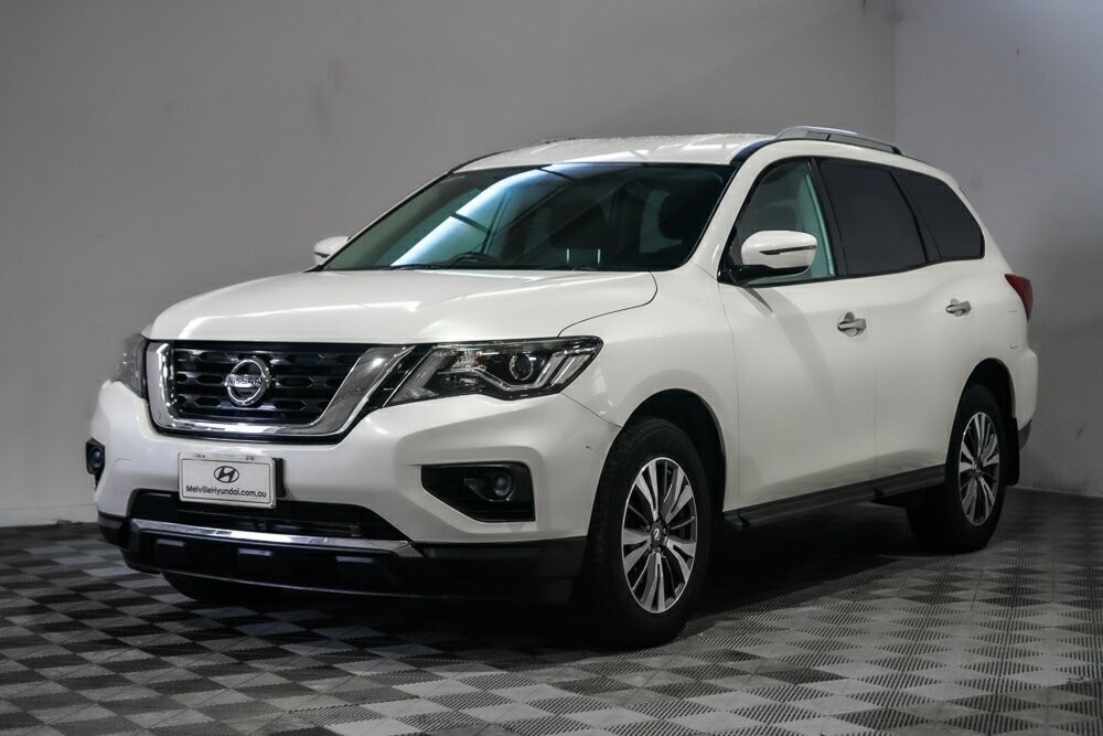 Nissan Pathfinder image 4
