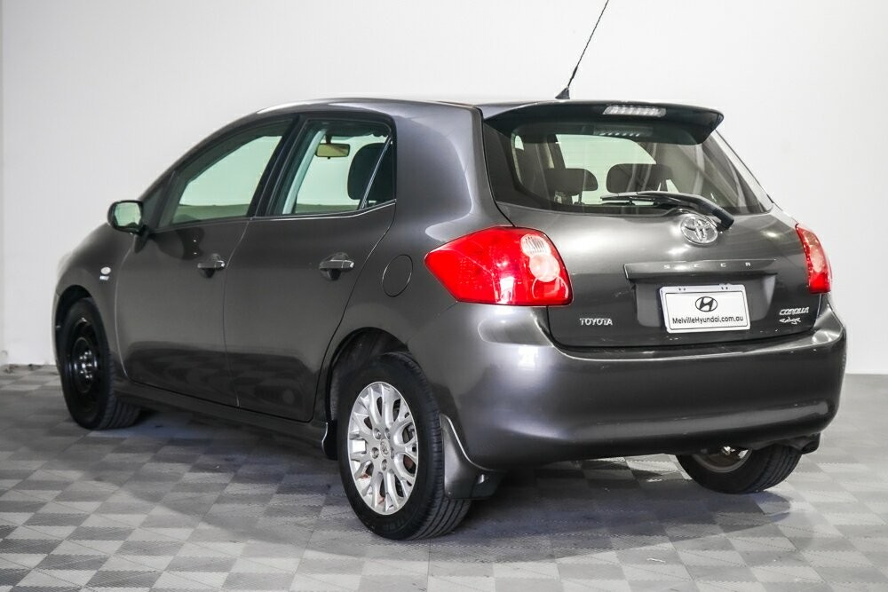Toyota Corolla image 3
