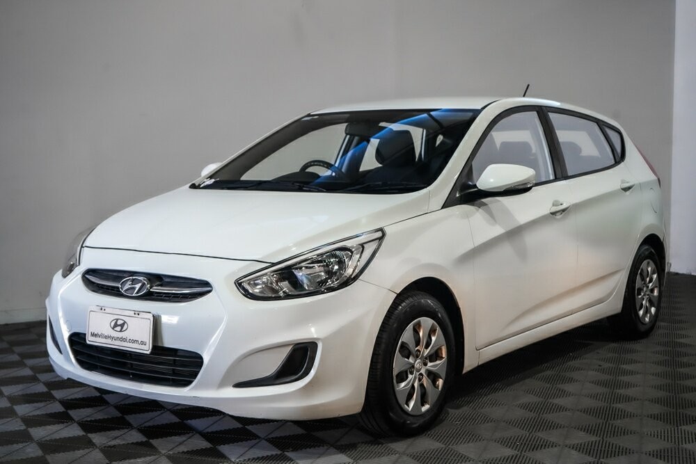 Hyundai Accent image 3