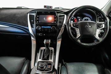 https://vehicle-cdn.autoleague.cloud/17009_11018536_11.jpg
