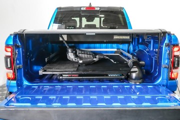 https://vehicle-cdn.autoleague.cloud/17009_11018549_8.jpg
