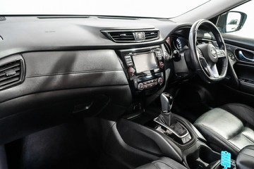 https://vehicle-cdn.autoleague.cloud/17009_11018553_9.jpg