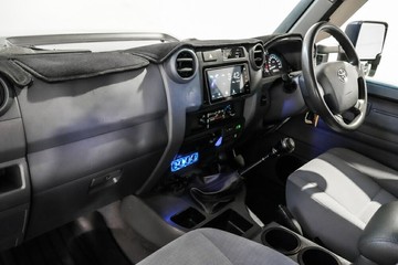 https://vehicle-cdn.autoleague.cloud/17009_11018561_11.jpg