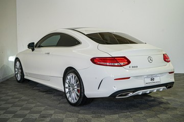 https://vehicle-cdn.autoleague.cloud/17009_11018565_5.jpg