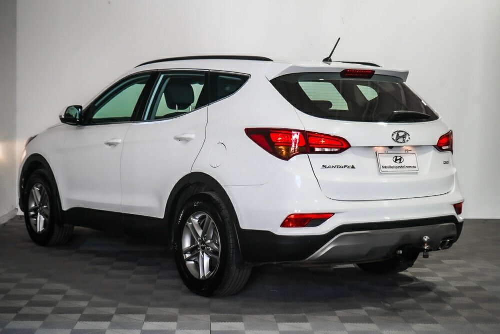 Hyundai Santa Fe image 4