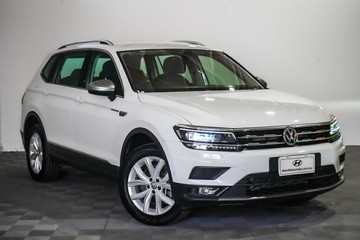 https://vehicle-cdn.autoleague.cloud/17009_11018569_1.jpg