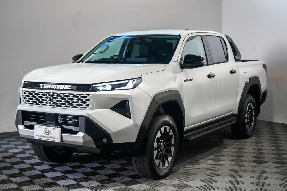 Toyota Hilux image 4