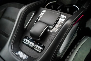 https://vehicle-cdn.autoleague.cloud/17009_11018573_18.jpg
