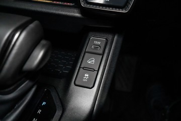 https://vehicle-cdn.autoleague.cloud/17009_11018576_23.jpg