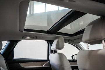 https://vehicle-cdn.autoleague.cloud/17009_11018578_9.jpg