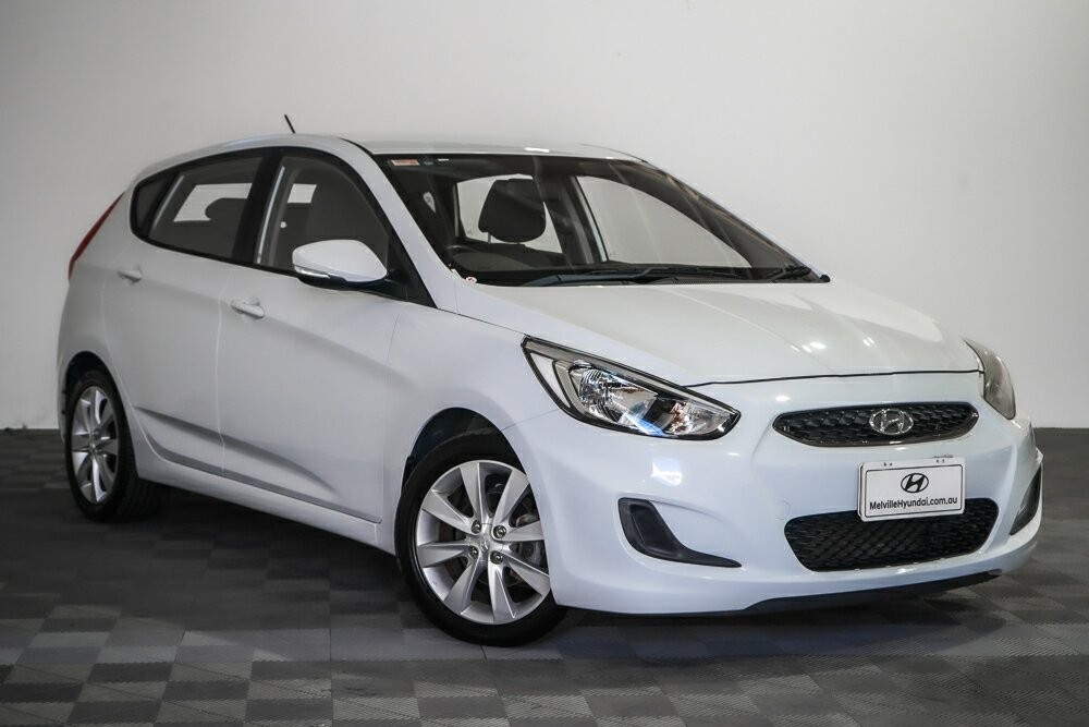 Hyundai Accent image 1