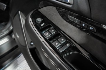 https://vehicle-cdn.autoleague.cloud/17009_11018594_27.jpg