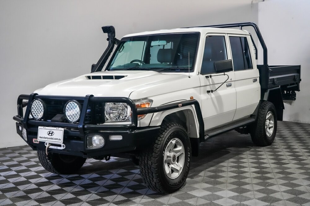 Toyota Landcruiser image 3