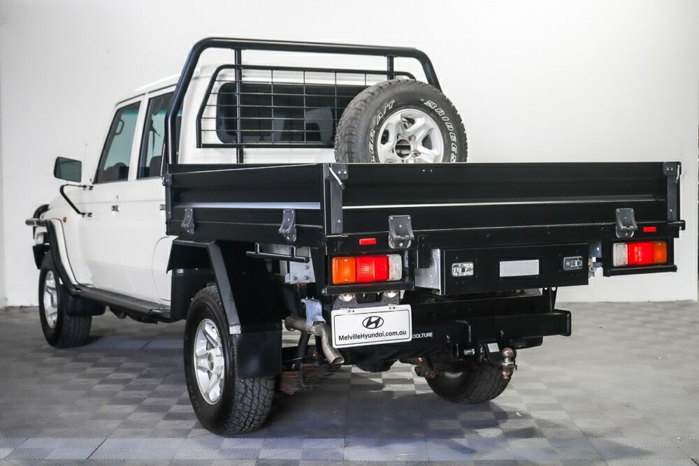 Toyota Landcruiser image 4