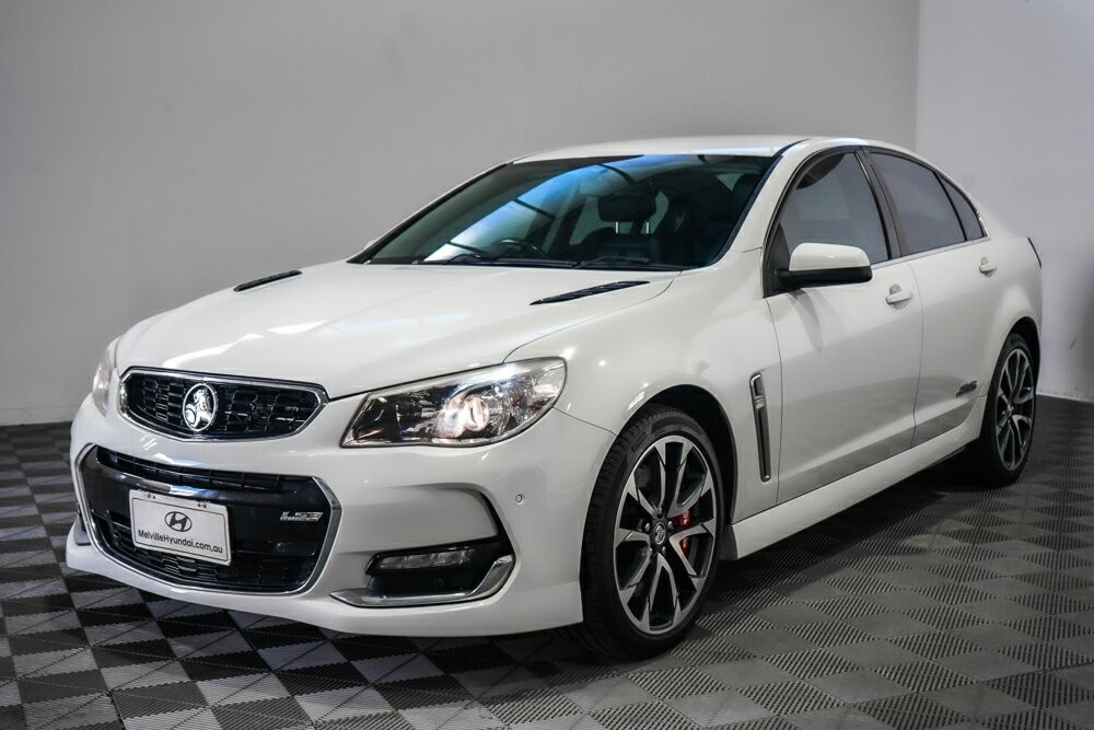 Holden Commodore image 4