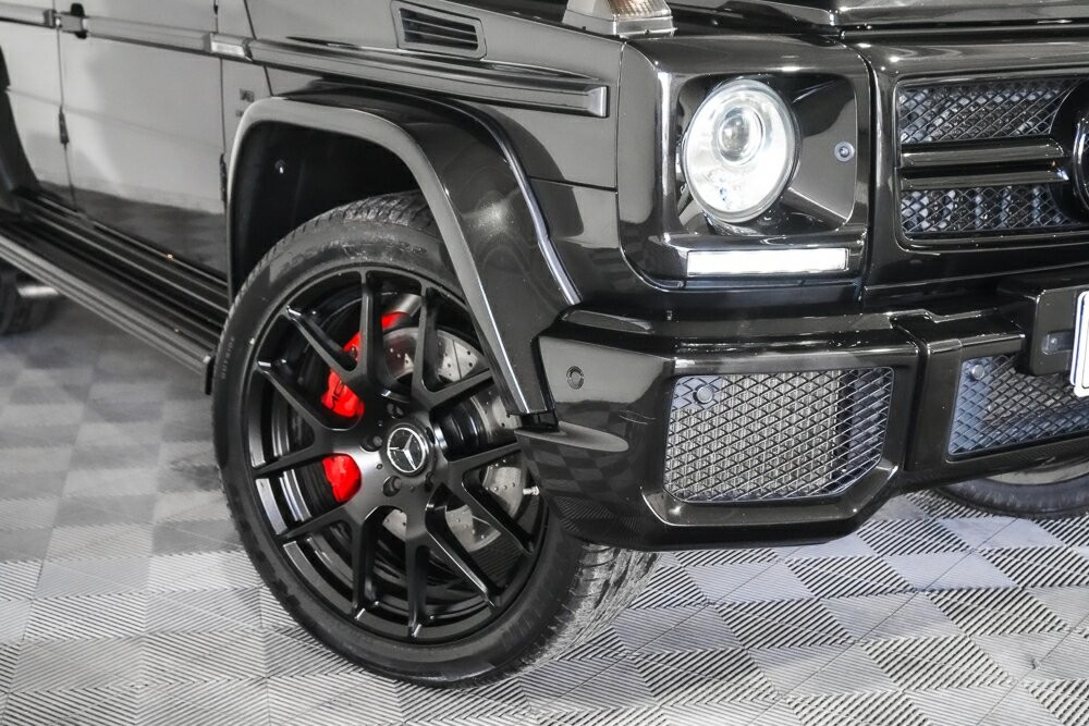 Mercedes Benz G-class image 2