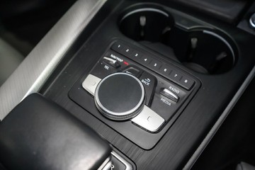 https://vehicle-cdn.autoleague.cloud/17009_11018613_19.jpg