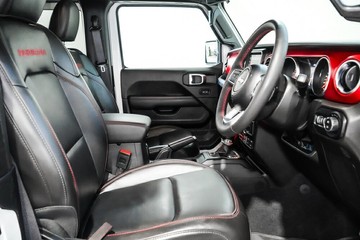 https://vehicle-cdn.autoleague.cloud/17009_11018616_18.jpg